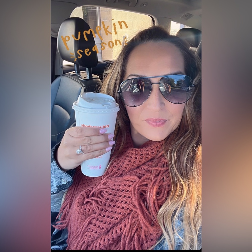 Meet your Posher, Stephanie